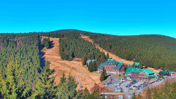 Panorama Jižní svahy, Hotel, Nástup