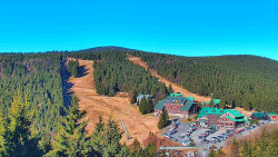 Panorama Jižní svahy, Hotel, Nástup