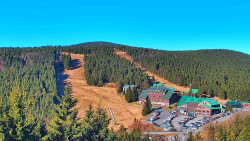 Panorama Jižní svahy, Hotel, Nástup