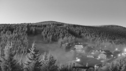 Panorama Jižní svahy, Hotel, Nástup 