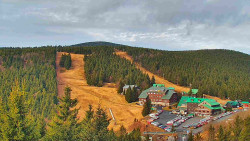 Panorama Jižní svahy, Hotel, Nástup 