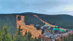 Panorama Jižní svahy, Hotel, Nástup 