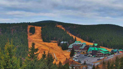 Panorama Jižní svahy, Hotel, Nástup 