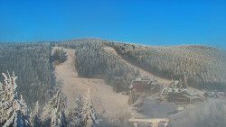 Panorama Jižní svahy, Hotel, Nástup 
