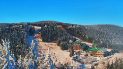 Panorama Jižní svahy, Hotel, Nástup 
