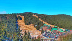 Panorama Jižní svahy, Hotel, Nástup 