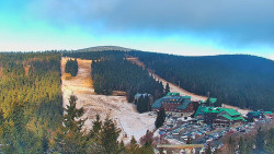 Panorama Jižní svahy, Hotel, Nástup 