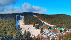 Panorama Jižní svahy, Hotel, Nástup 