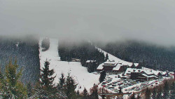 Panorama Jižní svahy, Hotel, Nástup 