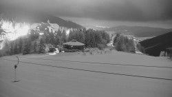 Panorama Jižní svahy, Hotel, Nástup 