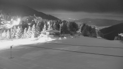 Panorama Jižní svahy, Hotel, Nástup 