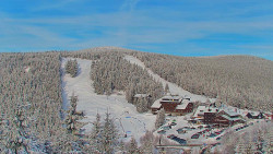 Panorama Jižní svahy, Hotel, Nástup 
