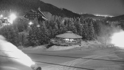 Panorama Jižní svahy, Hotel, Nástup 