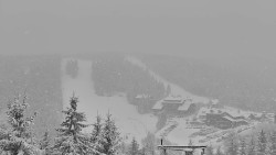 Panorama Jižní svahy, Hotel, Nástup