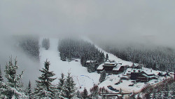 Panorama Jižní svahy, Hotel, Nástup 