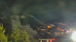 Panorama Jižní svahy, Hotel, Nástup 