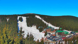 Panorama Jižní svahy, Hotel, Nástup 