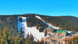 Panorama Jižní svahy, Hotel, Nástup 