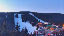 Panorama Jižní svahy, Hotel, Nástup 