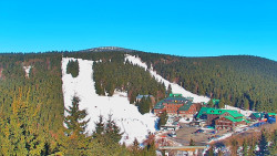 Panorama Jižní svahy, Hotel, Nástup 