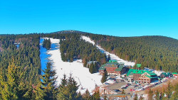 Panorama Jižní svahy, Hotel, Nástup 