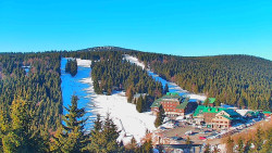 Panorama Jižní svahy, Hotel, Nástup 