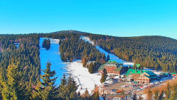 Panorama Jižní svahy, Hotel, Nástup 