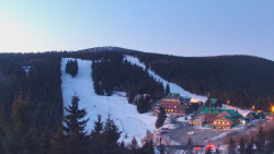 Panorama Jižní svahy, Hotel, Nástup 
