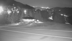 Panorama Jižní svahy, Hotel, Nástup 