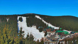 Panorama Jižní svahy, Hotel, Nástup