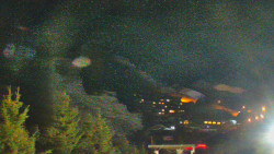 Panorama Jižní svahy, Hotel, Nástup 