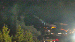 Panorama Jižní svahy, Hotel, Nástup 