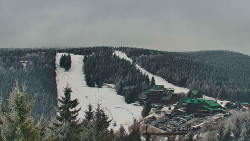 Panorama Jižní svahy, Hotel, Nástup 