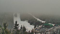 Panorama Jižní svahy, Hotel, Nástup
