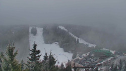 Panorama Jižní svahy, Hotel, Nástup