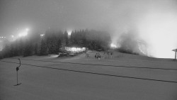 Panorama Jižní svahy, Hotel, Nástup 