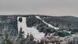 Panorama Jižní svahy, Hotel, Nástup