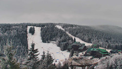Panorama Jižní svahy, Hotel, Nástup 