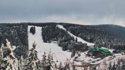 Panorama Jižní svahy, Hotel, Nástup 