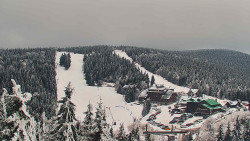 Panorama Jižní svahy, Hotel, Nástup 