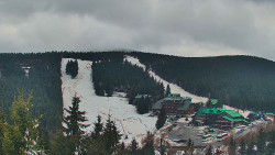Panorama Jižní svahy, Hotel, Nástup 