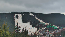 Panorama Jižní svahy, Hotel, Nástup 