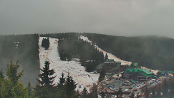 Panorama Jižní svahy, Hotel, Nástup 