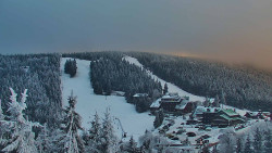 Panorama Jižní svahy, Hotel, Nástup 