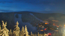 Panorama Jižní svahy, Hotel, Nástup