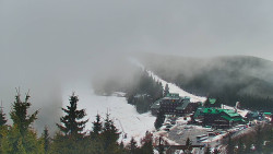 Panorama Jižní svahy, Hotel, Nástup 