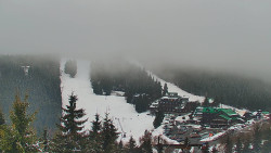 Panorama Jižní svahy, Hotel, Nástup