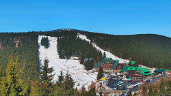 Panorama Jižní svahy, Hotel, Nástup 