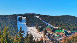 Panorama Jižní svahy, Hotel, Nástup 