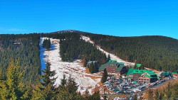 Panorama Jižní svahy, Hotel, Nástup 